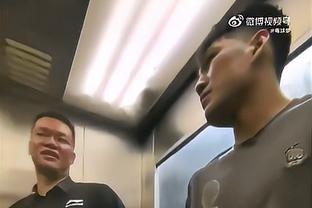 媒体人：当马宁成为中国足球的门面时，他本身就具有更多正确性